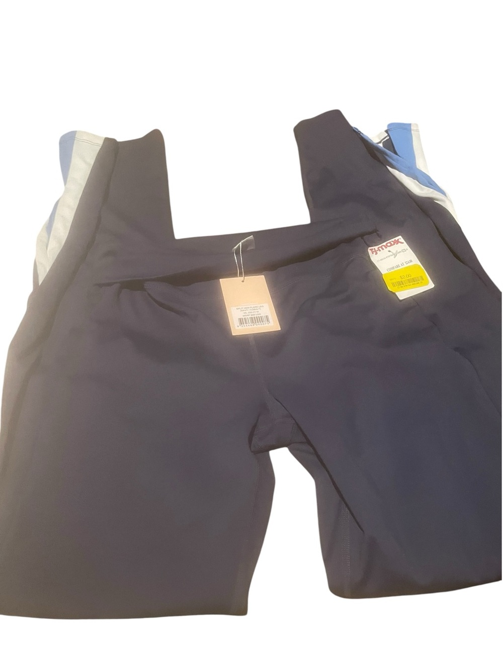Wilo size medium Women’s Navy Blue jogging pants new with tags